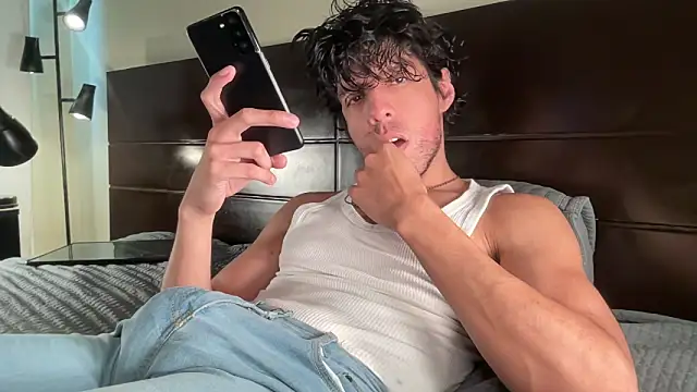 Snapshot of beranco19 chatting on 02-02-26, 05:56 beranco19 online show from 02-02-26, 05:56