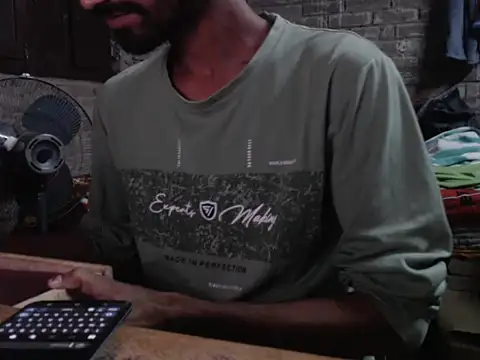 ThethunderPo online show from 11-01-25, 01:49