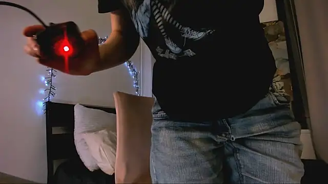 Deca dance online show from 10-12-25, 11:44