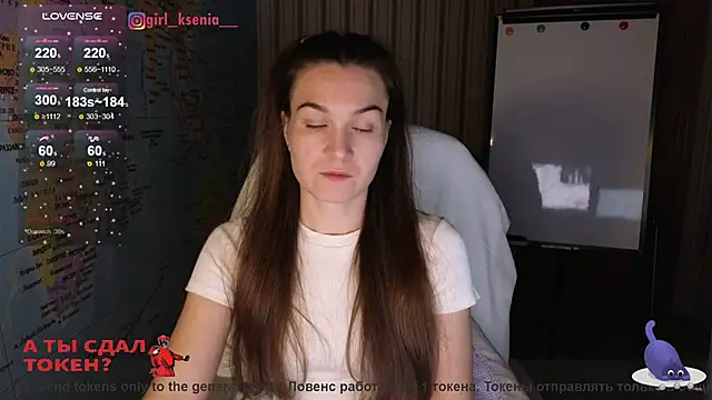Snapshot of Girl_Ksenia chatting on 03-06-25, 09:20 Girl Ksenia online show from 03-06-25, 09:20
