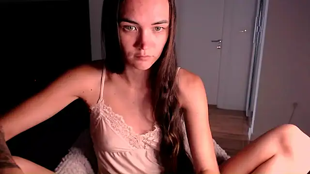 Snapshot of EvelynGG chatting on 07-22-26, 10:06 EvelynGG online show from 07-22-26, 10:06