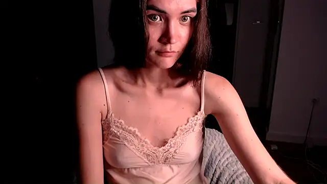 EvelynGG online show from 09-13-25, 03:17