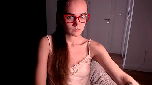 Snapshot of EvelynGG chatting on 04-23-26, 09:38 EvelynGG online show from 04-23-26, 09:38