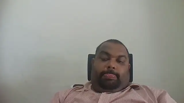 Snapshot of FatCockBoySL chatting on 05-25-26, 08:57 FatCockBoySL online show from 05-25-26, 08:57