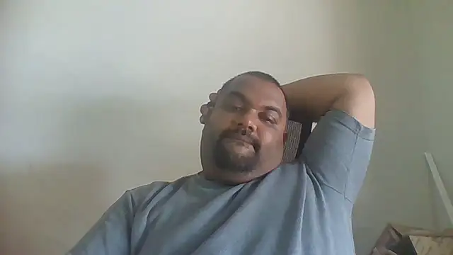 Snapshot of FatCockBoySL chatting on 05-23-26, 04:33 FatCockBoySL online show from 05-23-26, 04:33