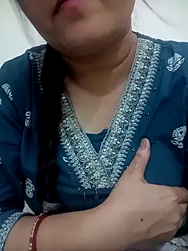 naughtymadam online show from 03-11-26, 07:46