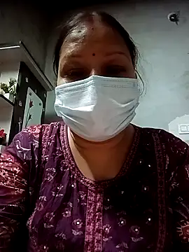 naughtymadam online show from 04-17-26, 04:10