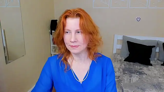 FoxySophia online show from 02-18-26, 02:02