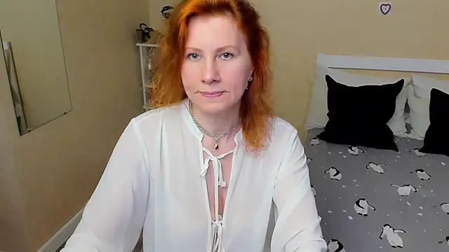 FoxySophia online show from 09-17-25, 03:47