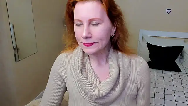 FoxySophia online show from 09-20-25, 06:13