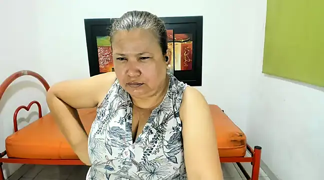 Snapshot of beckyummys chatting on 02-20-25, 11:42 beckyummys online show from 02-20-25, 11:42