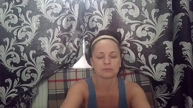 LindaStarS online show from 06-13-26, 05:05