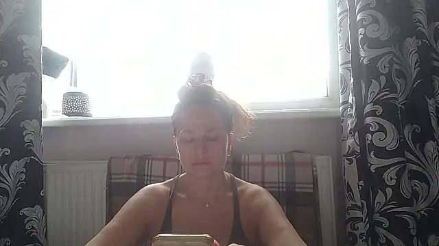 LindaStarS online show from 07-08-26, 04:40