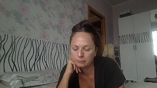 LindaStarS online show from 10-02-25, 11:35