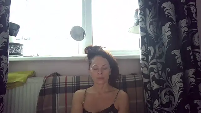 LindaStarS online show from 02-25-26, 05:51