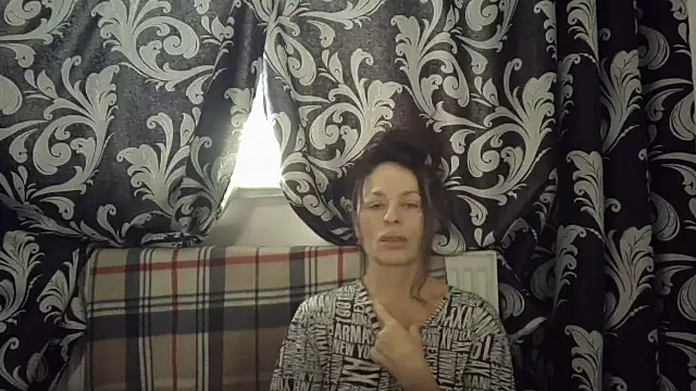 LindaStarS online show from 01-06-26, 07:34