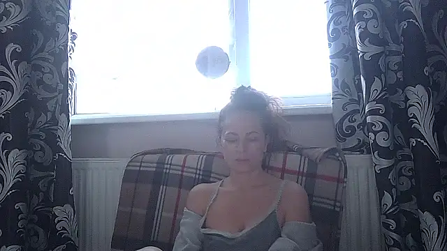 LindaStarS online show from 04-08-26, 05:20