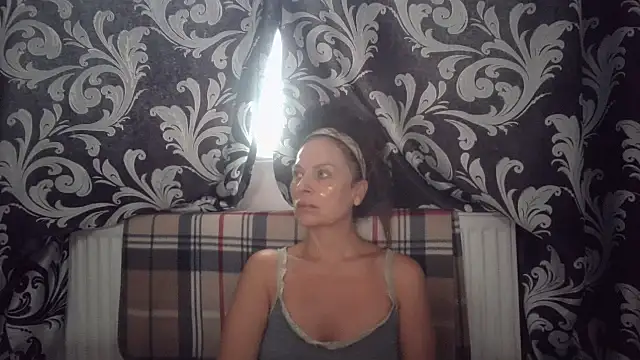 LindaStarS online show from 07-21-26, 05:53