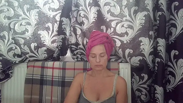LindaStarS online show from 07-17-26, 12:02
