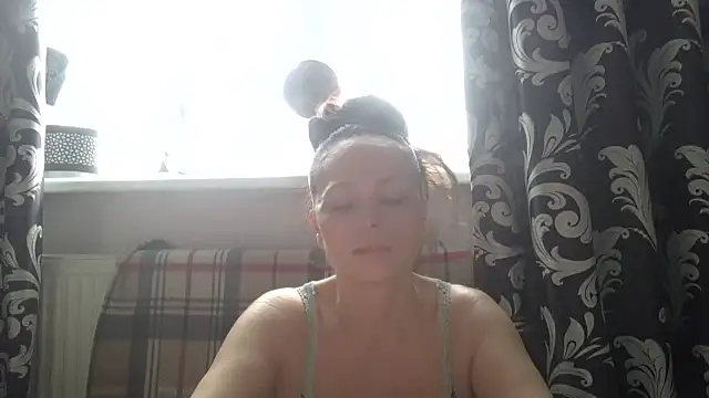 LindaStarS online show from 03-21-26, 05:19