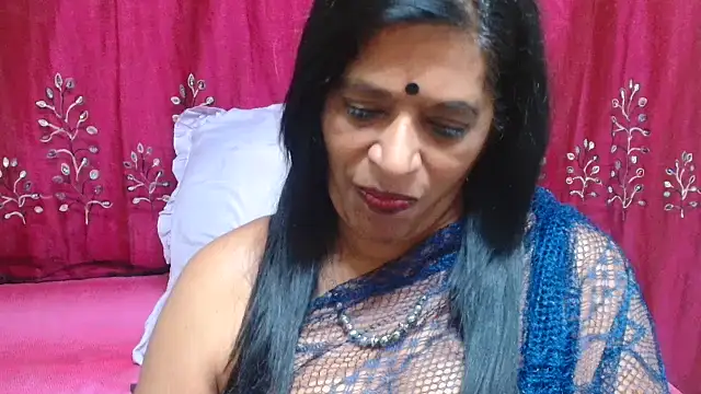 Snapshot of INDIANFUSION chatting on 06-04-26, 05:56 INDIANFUSION online show from 06-04-26, 05:56