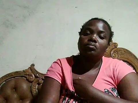 Snapshot of sexybigboobz chatting on 06-10-26, 02:13 sexybigboobz online show from 06-10-26, 02:13