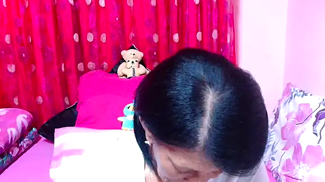 SLUTTYROXY online show from 11-10-25, 04:17