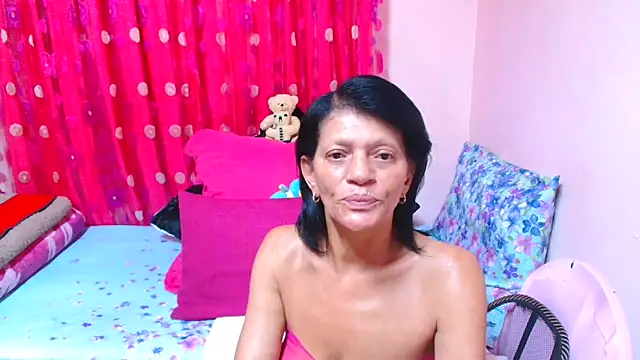 SLUTTYROXY online show from 03-17-26, 05:49