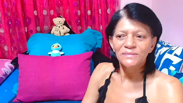 SLUTTYROXY online show from 09-28-25, 03:57