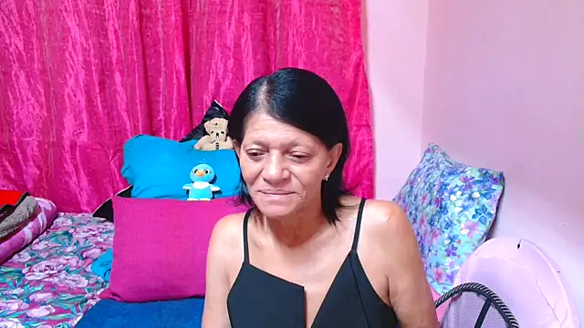 SLUTTYROXY online show from 01-06-26, 06:01