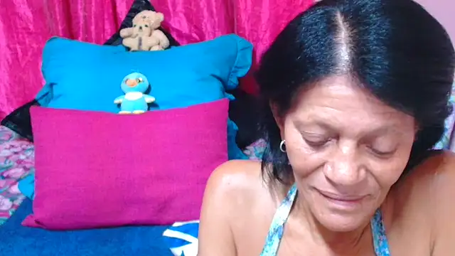 SLUTTYROXY online show from 01-05-26, 05:27