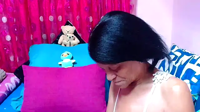 SLUTTYROXY online show from 09-28-25, 05:53