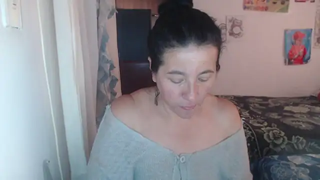 stefilove10 online show from 02-04-25, 06:06