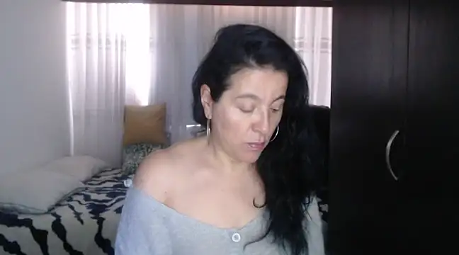 stefilove10 online show from 01-09-25, 02:51