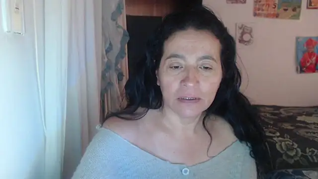 stefilove10 online show from 02-03-25, 06:17