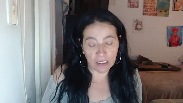 stefilove10 online show from 10-06-25, 04:08