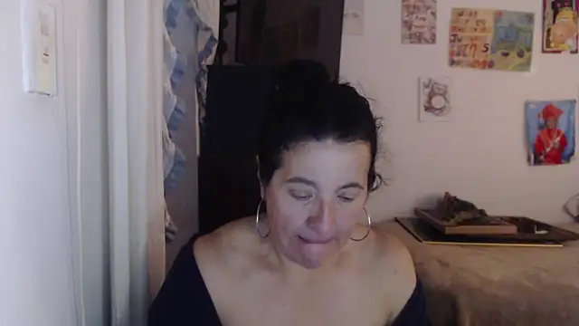 stefilove10 online show from 10-16-25, 02:47