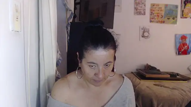 stefilove10 online show from 09-29-25, 02:34