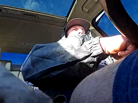 Snapshot of UncutHammer69 chatting on 02-17-26, 12:08 UncutHammer69 online show from 02-17-26, 12:08