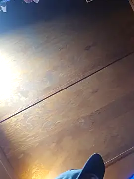 Snapshot of UncutHammer69 chatting on 02-10-26, 10:31 UncutHammer69 online show from 02-10-26, 10:31