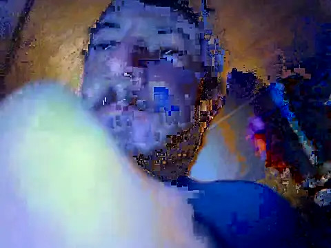 Snapshot of UncutHammer69 chatting on 02-16-26, 12:04 UncutHammer69 online show from 02-16-26, 12:04