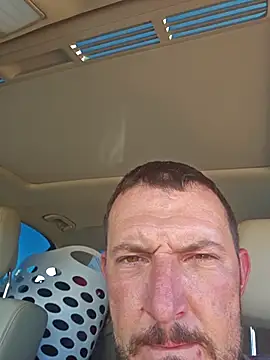 Snapshot of UncutHammer69 chatting on 10-13-25, 07:15 UncutHammer69 online show from 10-13-25, 07:15