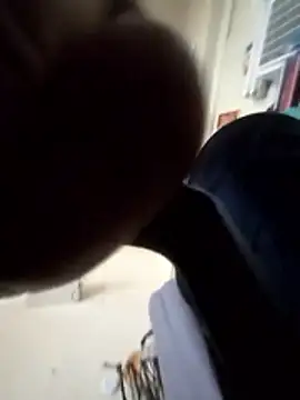 Snapshot of UncutHammer69 chatting on 01-11-26, 06:48 UncutHammer69 online show from 01-11-26, 06:48