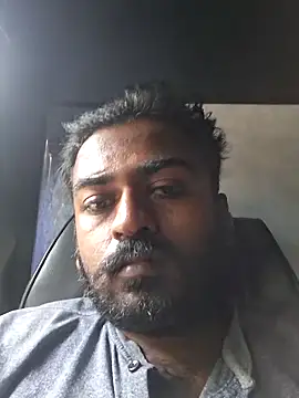 Snapshot of BlackHairy_man chatting on 06-17-26, 09:30 BlackHairy man online show from 06-17-26, 09:30