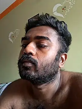 Snapshot of BlackHairy_man chatting on 07-07-26, 03:53 BlackHairy man online show from 07-07-26, 03:53