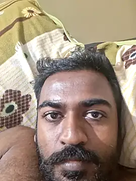 Snapshot of BlackHairy_man chatting on 06-18-26, 12:43 BlackHairy man online show from 06-18-26, 12:43