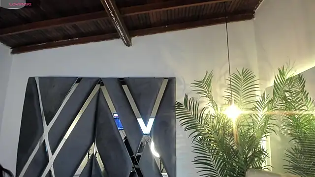 moonsweet1 online show from 09-09-25, 05:55