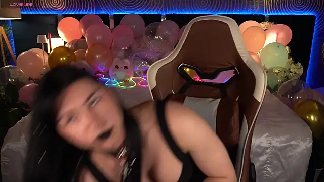 EmilyCandyy online show from 06-27-26, 06:52