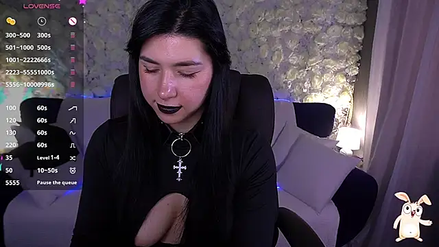Snapshot of EmilyCandyy chatting on 05-28-26, 06:21 EmilyCandyy online show from 05-28-26, 06:21