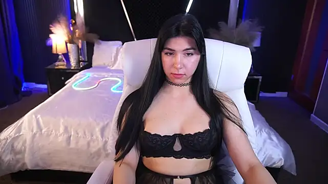 Snapshot of EmilyCandyy chatting on 10-06-25, 06:14 EmilyCandyy online show from 10-06-25, 06:14